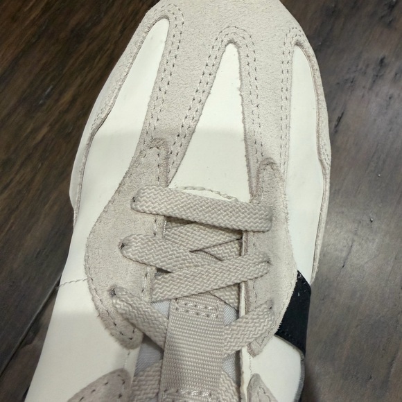 Womens New Balance 327 Athletic Shoe - Moonbeam / Black - Picture 6 of 12